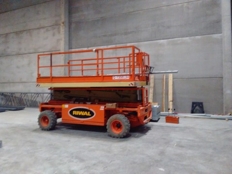 dépannage et réparation nacelle élévatrice HOLLAND LIFT, maintenance et entretien